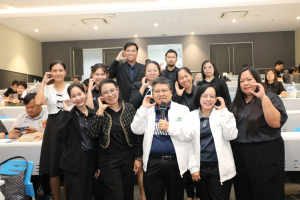 โครงการพัฒนาศักยภาพครูประจำการและครูพี่เลี้ยงให้มีคุณลักษณะของ Strong Teacher